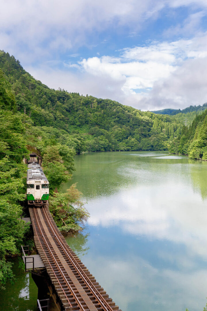 只見線　宮下ダム湖