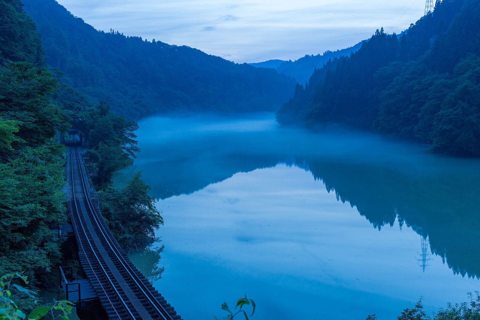 只見線　宮下ダム湖