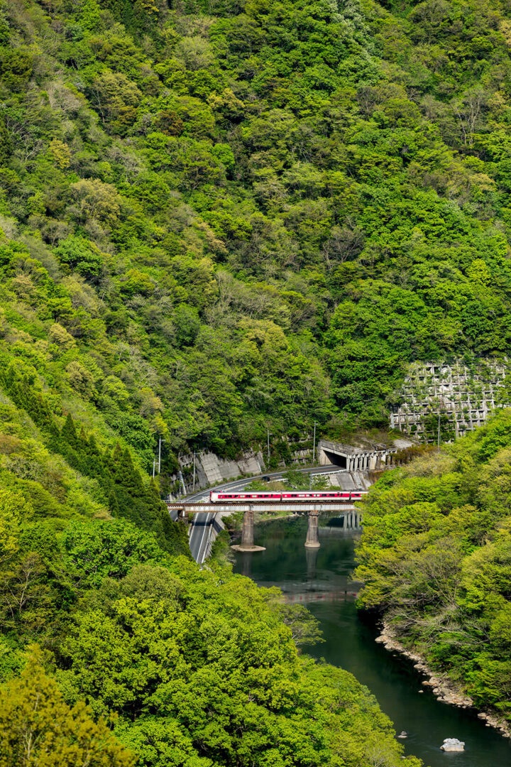 伯備線　やくも　381系