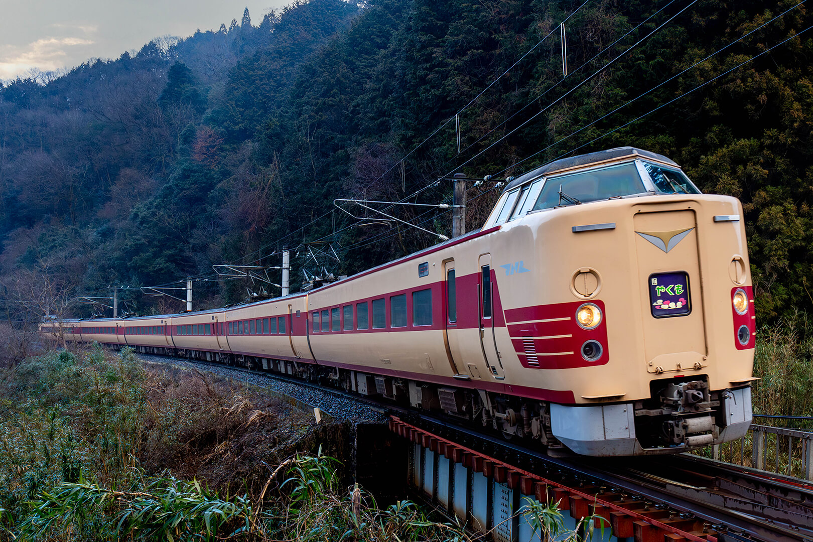 伯備線　やくも　国鉄色　381系