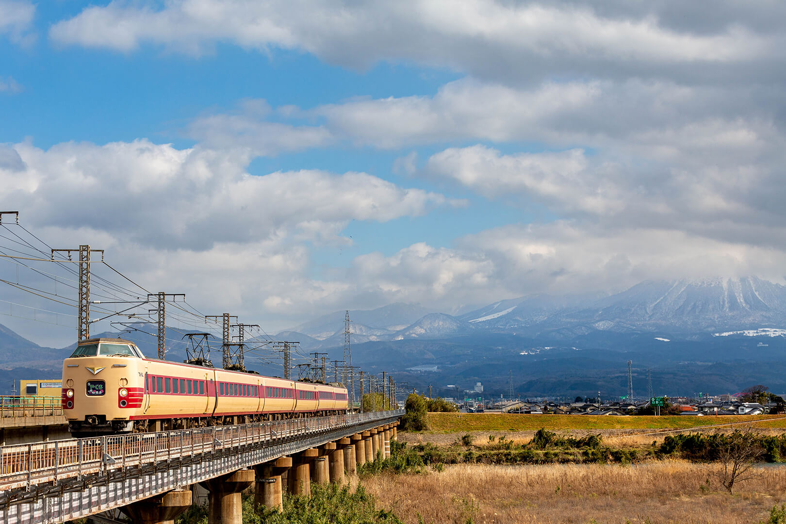 伯備線　やくも　国鉄色　381系