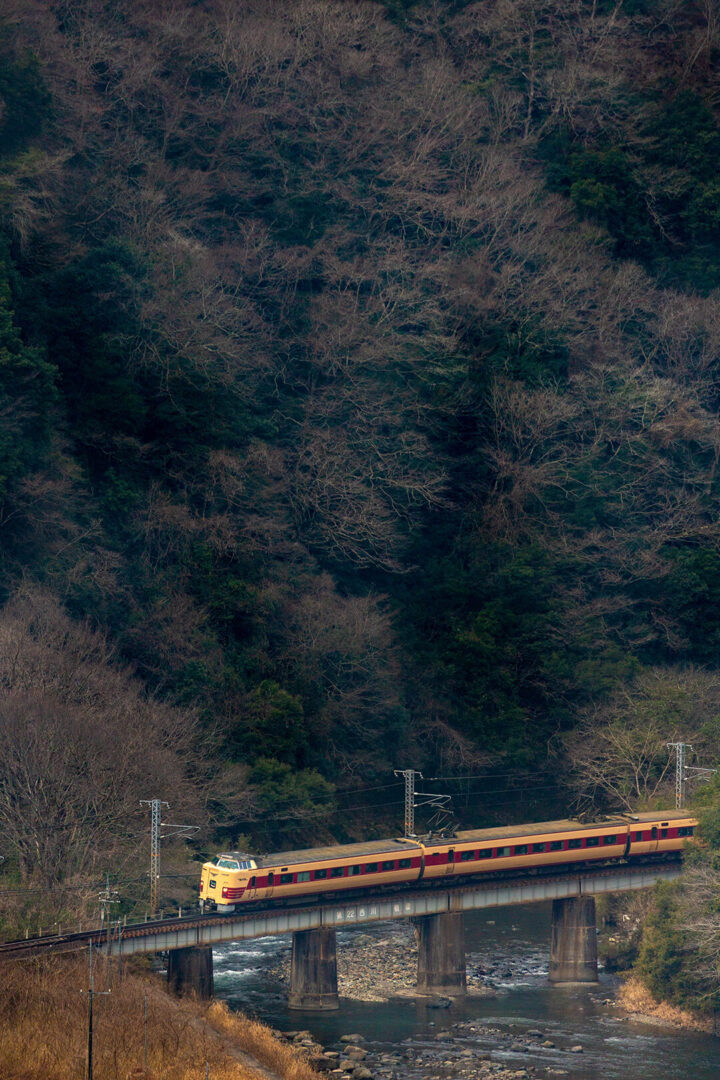 伯備線　やくも　国鉄色　381系